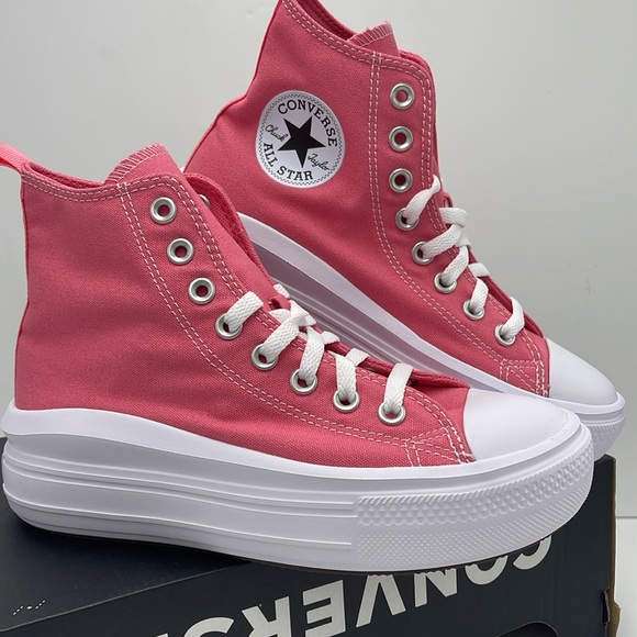 Converse WMNS High-Top Sneakers with Platform Sole A12302C CTAS MOVE HI
SNEAKY P - Picture 7 of 16